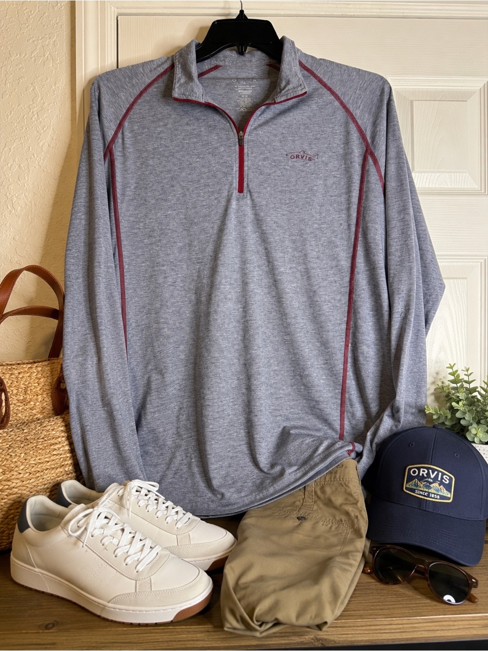 Orvis Men's Heather Gray Quarter-Zip Performance Shirt SPF 30+
